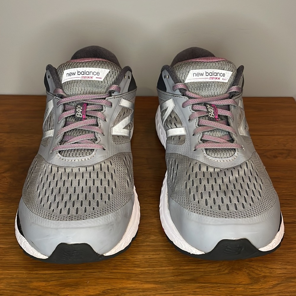 NEW BALANCE 840v4 RUNNING | WOMENS Size 11 - Picture 2 of 12